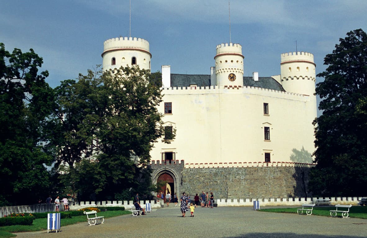 Orlík Castle & Reservoir